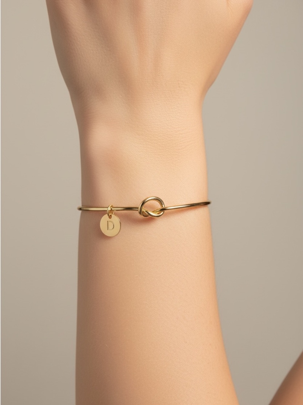 9/10 Gold Knot Charm Bangle Bracelet - Personalized Initial Disc